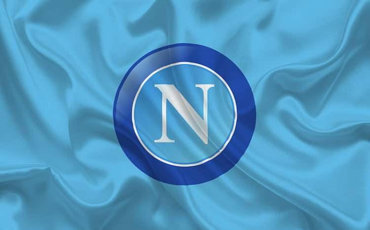 <p>19: Napoli</p>
