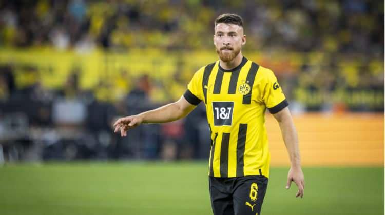 <p>Beşiktaş, Salih &Ouml;zcan i&ccedil;in yeniden devreye girdi. Y&ouml;netim, Dortmund'a veda eden milli futbolcu i&ccedil;in nabız yoklayacak. Kara Kartal, yerli rotasyonunu 28 yaşındaki orta saha ile g&uuml;&ccedil;lendirmeyi &ccedil;ok istiyor.</p>

<p>(FANATİK)</p>

<p>&nbsp;</p>
