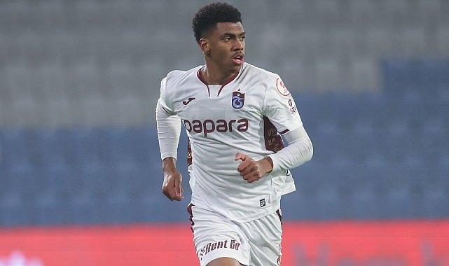 <p>Felipe Augusto, Zenit ile anlaşmaya vardı. Oyuncu tarafı, Trabzonspor'dan Rus ekibinin yaptığı teklifi kabul etmesini istiyor. Bordo mavililer ise 18 milyon euroluk teklifin yukarı &ccedil;ıkmasını istiyor.</p>

<p>(AKŞAM)</p>
