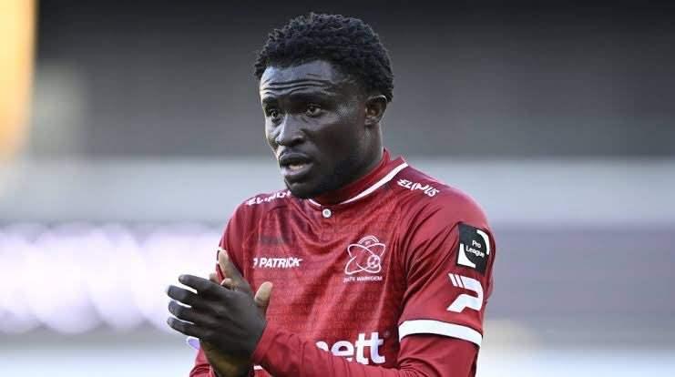 <p>Trabzonspor, Bel&ccedil;ika'da Zulte Waregem forması giyen 2005 doğumlu Joseph Opoku ile yakından ilgileniyor. Fırtına, Ganalı kanat oyuncusu i&ccedil;in temaslara başladı.</p>

<p>(FANATİK)</p>

<p>&nbsp;</p>

<ul>
</ul>
