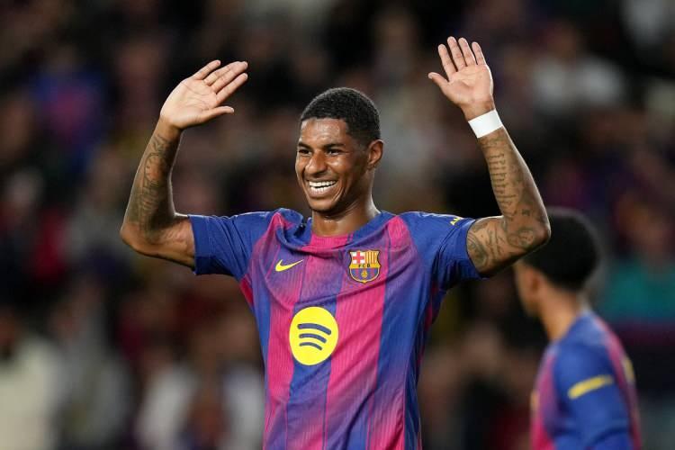 <p>Transfer piyasasında oluşan fırsatları değerlendirmeye &ccedil;alışan Galatasaray, s&uuml;rpriz bir d&uuml;nya yıldızını g&uuml;ndemine aldı: Marcus Rashford.</p>
