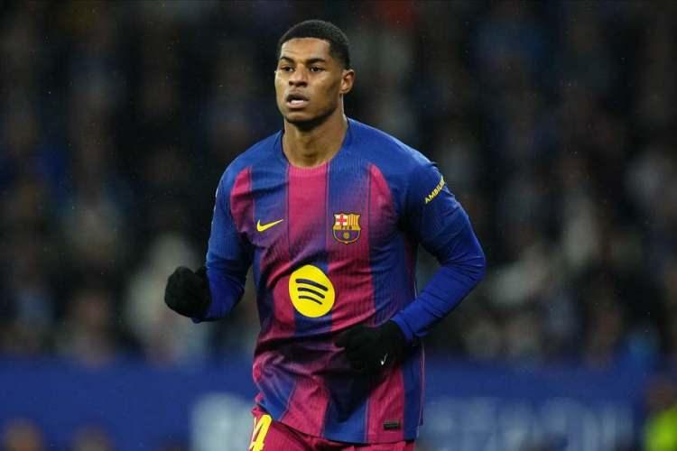 <p>Katalan ekibinin, anlaşmadaki 30 milyon euroluk satın alma opsiyonunu kullanmama kararı aldığı &ouml;ne s&uuml;r&uuml;l&uuml;rken, Rashford&rsquo;ın yeniden Manchester United&rsquo;a d&ouml;nmesi bekleniyor.</p>

<p>(FANATİK)</p>
