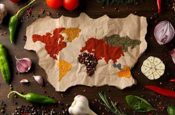 <p><strong>D&uuml;nya genelindeki geleneksel yemekleri, yerel malzemeleri, i&ccedil;ecekleri ve otantik restoranları haritalandırıp listeleyen gastronomi rehberi TasteAtlas, "D&uuml;nyanın En İyi Yoğurtlu Yemekleri" listesini g&uuml;ncelledi.</strong></p>
