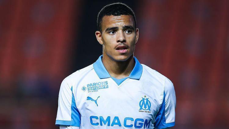 <p>Fenerbah&ccedil;e Başkan Adayı Hakan Safi'nin ekibi, Mason Greenwood i&ccedil;in Fransa'ya &ccedil;ıkarma yapacak ve Marsilya ile masaya oturacak.</p>

<p>(FOTOMA&Ccedil;)</p>
