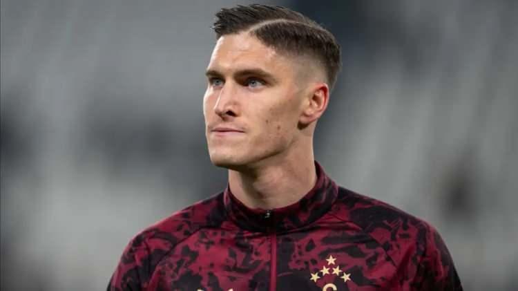 <p>Galatasaray'ın Macar yıldızı Roland Sallai i&ccedil;in Fulham, Tottenham&nbsp; ve Hull City bastırıyor.<br />
<br />
(TAKVİM)</p>
