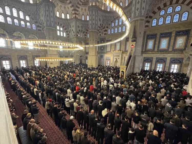 <p>Gaziantep 05.47</p>

<p>&nbsp;</p>
