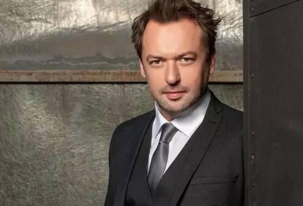 <p>KİLOLU HALİ ELON MUSK'A BENZETİLDİ&nbsp;</p>
