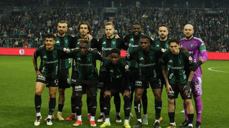 <p>- Kocaelispor</p>
