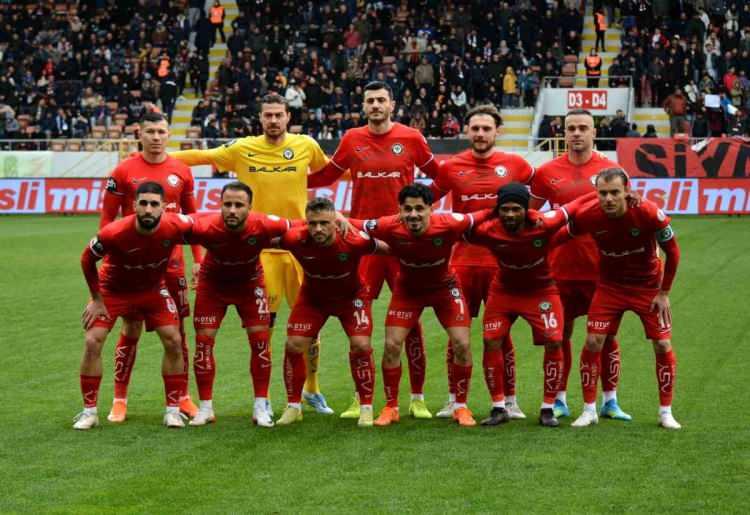 <p>* &Ccedil;orum FK</p>
