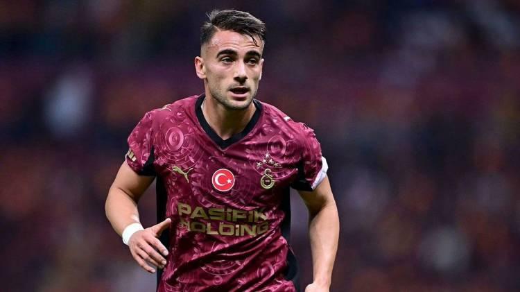 <p>Benfica, Yunus Akg&uuml;n'&uuml;n transferi i&ccedil;in b&uuml;y&uuml;k uğraş veriyor. Daha &ouml;nce de Galatasaray'ın kapısını &ccedil;alan Portekiz ekibinin teklifini y&uuml;kselteceği &ouml;ğrenildi. Sarı-kırmızılı idareciler, astronomik bir teklif gelmediği s&uuml;rece milli futbolcunun satışına sıcak bakmıyor.</p>

<p>(TAKVİM)</p>

<p>&nbsp;</p>

<ul>
</ul>
