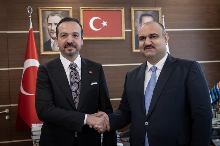 <p>G&ouml;r&uuml;şmenin ardından gazetecilere a&ccedil;ıklamalarda bulunan Zorlu, ziyareti i&ccedil;in Ağa'ya teşekk&uuml;r etti.</p>
