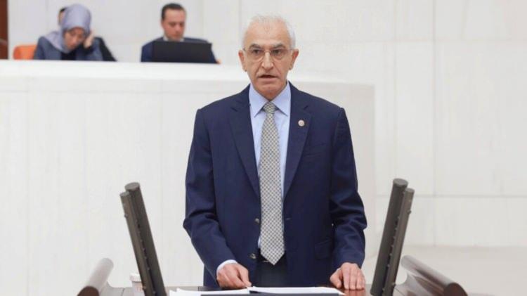 <p><strong>Y&Uuml;KSEL MANSUR KILIN&Ccedil;</strong></p>
