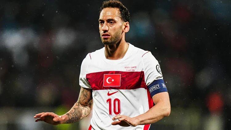 <p><span style="color:#B22222"><strong>10 NUMARA:</strong></span></p>

<p>Hakan &Ccedil;alhanoğlu</p>

<p>&nbsp;</p>
