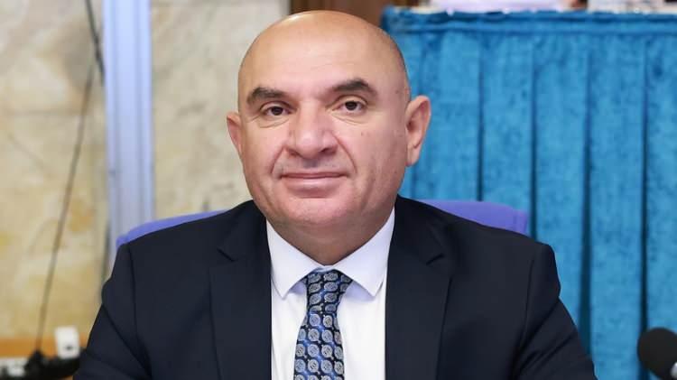 <p><span style="color:#B22222"><strong>SANAYİ VE TİCARET POLİTİKALARINDAN SORUMLU GENEL BAŞKAN YARDIMCISI:</strong></span></p>

<p>Tahsin Tarhan&nbsp;</p>

<p>&nbsp;</p>
