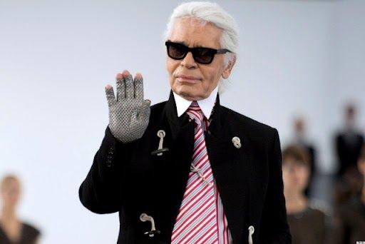 <p>D&uuml;nyaca &uuml;nl&uuml; giyim markası Chanel&rsquo;in Alman asıllı baş tasarımcısı Karl Lagerfeld,&nbsp;2019'da 85 yaşında hayatını kaybettiğinde, kedisi Choupette'e milyonlarca dolarlık miras bıraktığının duyulmasıyla herkesi şoke etmişti.&nbsp;</p>
