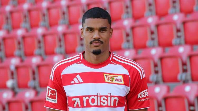 <p>Danilho Doekhi</p>
