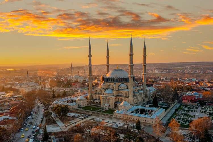 <p><strong>64. EDİRNE:</strong></p>

<p>500 bin 733</p>

<p>&nbsp;</p>
