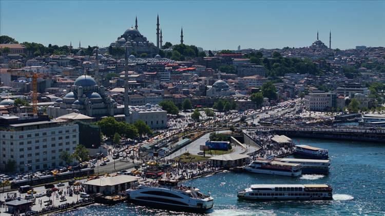 <p>&Ouml;te yandan&nbsp;İstanbul'da en &ccedil;ok hemşehrisi bulunan iller de g&uuml;ndeme geldi...&nbsp;</p>
