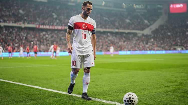 <p><strong><span style="color:#B22222">HAKAN &Ccedil;ALHANOĞLU</span> - 16 MİLYON EURO</strong><br />
&nbsp;</p>
