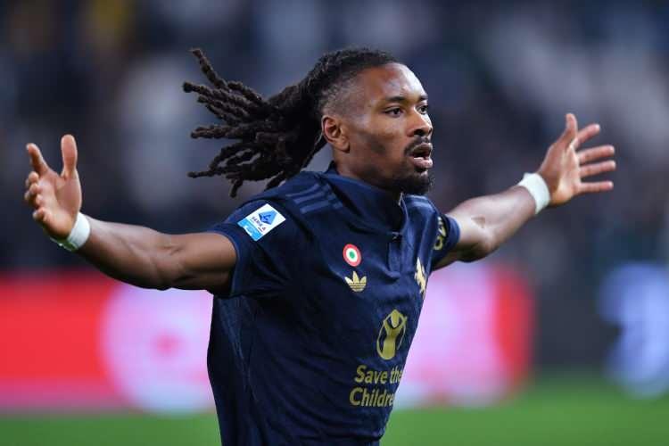 <p>Orta sahaya takviye yapacak olan Galatasaray'da ilk sıraya Juventus'tan Khephren Thuram yazıldı. Corriere dello Sport, Cimbom'un 25 yaşındaki Fransız yıldızı &ccedil;ok istediğini vurguladı.</p>

<p>&nbsp;</p>
