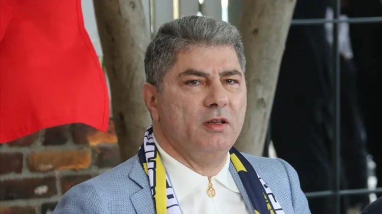 <p>Hakan Safi'nin Başkan olması durumunda milli futbolcunun Fenerbah&ccedil;e'de oynamasının &ouml;n&uuml;ndeki en b&uuml;y&uuml;k engelin Inter'in isteyeceği bonservis bedeli olduğu aktarıldı.</p>
