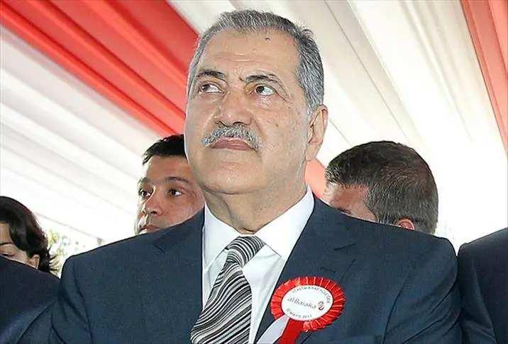 <p>Mustafa Latif Topbaş</p>

<p>Net Değer: $1.3B</p>
