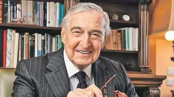 <p>Mustafa Rahmi Ko&ccedil;</p>

<p>Net Değer: $2.4B</p>

