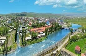 <p><span style="color:#B22222"><strong>1992'DE İL OLANLAR</strong></span>: En fazla il bu yıl kuruldu...</p>

<p><span style="color:#B22222"><strong>ARDAHAN </strong></span>(Kars'a bağlıydı)</p>
