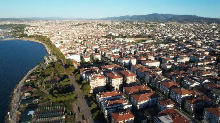 <p><span style="color:#B22222"><strong>YALOVA</strong></span></p>

<p>(İstanbul'a bağlıydı)</p>

<p>&nbsp;</p>
