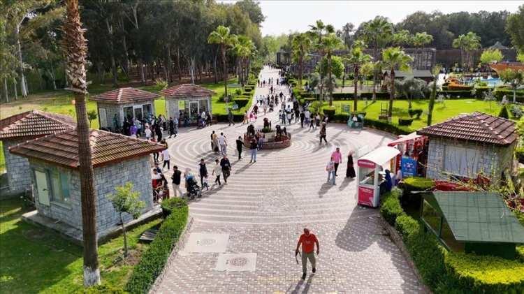 <p><strong>Tarsus (Mersin) &ndash; 358.510</strong></p>

<p>&nbsp;</p>
