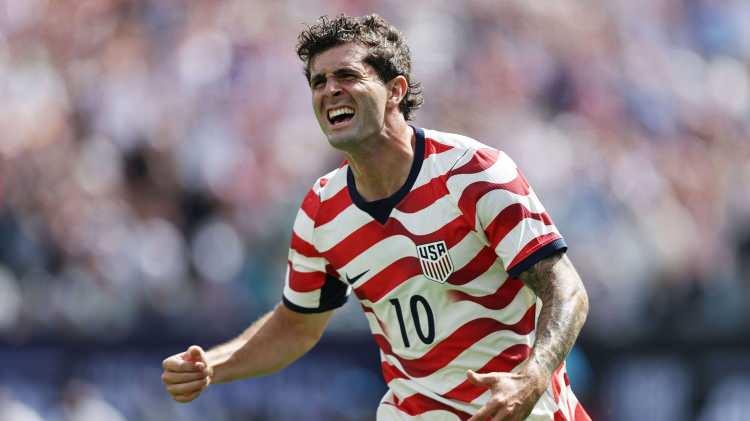 <p>Milan'da forma giyen Christian Pulisic'in yanı sıra Monaco forması giyen Folarin Balogun ve PSV'nin forveti Ricardo Pepi, takımın gol yollarındaki etkili isimleri. Bayer Leverkusen'de oynayan Malik Tillman, Juventus'tan Weston McKennie, Atletico Madridli Tanner Tessmann, Marsilyalı Timothy Weah ve Leeds United'da forma giyen Brenden Aaronson, orta sahadaki &ouml;nemli futbolcular olarak dikkati &ccedil;ekiyor.</p>
