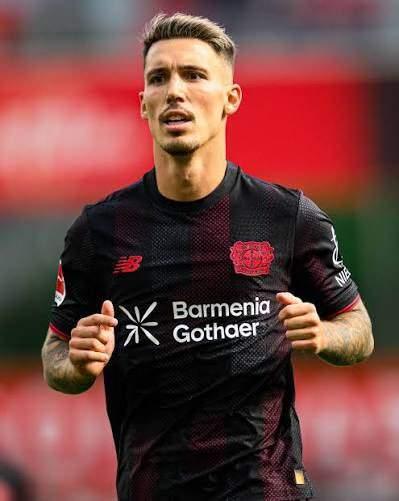 <p><strong>FENERBAH&Ccedil;E GRIMALDO'NUN PEŞİNDE</strong></p>
