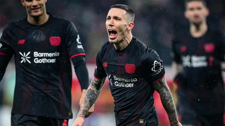 <p>Sarı-lacivertli takımın yeni başkanı Aziz Yıldırım'ın talimatıyla Grimaldo transfer listesine eklendi.<br />
<br />
&nbsp;(FOTOMA&Ccedil;)</p>
