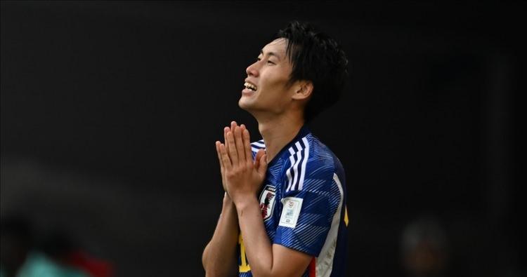 <p>Kamada'nın ismi uzun s&uuml;re Beşiktaş ile de anıldı. Siyah-beyazlılar, Japon oyuncuyu &ouml;zellikle Rafa Silva'nın ayrılığı sonrası istedi.</p>
