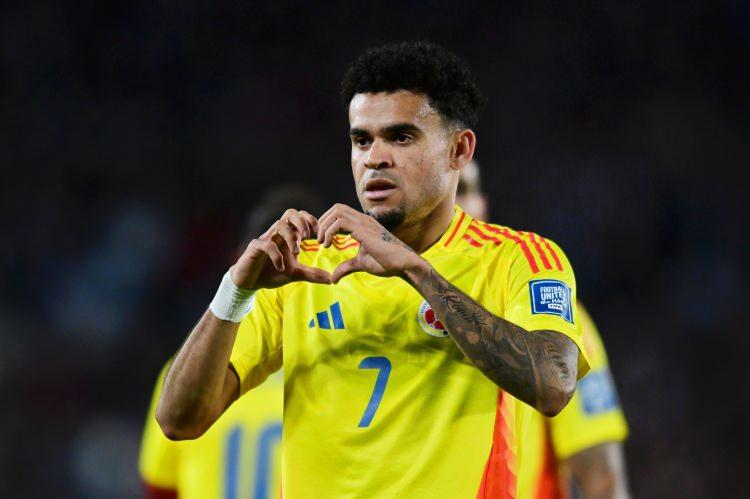 <p>11 - Luis Diaz</p>
