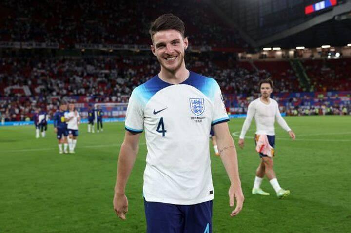 <p>12 - Declan Rice</p>
