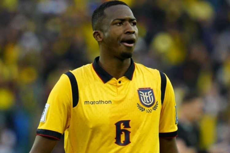 <p>18 - Willian Pacho</p>
