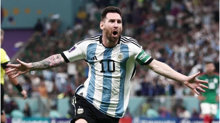 <p>25 - Lionel Messi</p>
