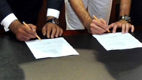 <p>Bu doğrultuda transfer &ccedil;alışmalarını s&uuml;rd&uuml;ren ekipler kadrolarını g&uuml;&ccedil;lendirmek i&ccedil;in yoğun mesai harcıyor.&nbsp;</p>
