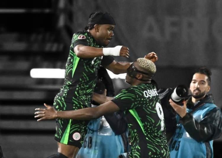 <p>Galatasaray, ara transferde Atletico Madrid'e imza atan Ademola Lookman i&ccedil;in devrede. Vatandaşı Victor Osimhen'den takım ve İstanbul hakkında bilgi alan Lookman transfere sıcak bakıyor.</p>

<p>(FOTOMA&Ccedil;)</p>

<p>&nbsp;</p>
