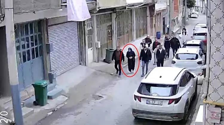 <p>S&uuml;recin detaylı bir şekilde anlatıldığı iddianamede, maktule ait ceset her ne kadar bulunmamış olsa da Yargıtay 1&rsquo;inci Ceza Dairesi&rsquo;nin bu konudaki emsal kararı işaret edilip, "<strong><em>cesedin bulunamamış olması tek başına su&ccedil;un işlenmediği anlamına gelmez"&nbsp;</em></strong>denildi.</p>
