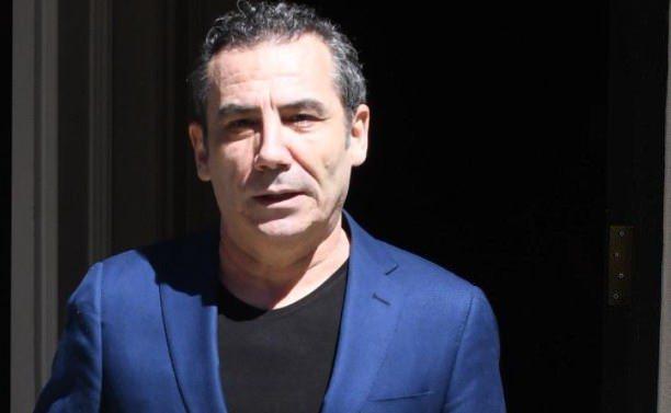 <p>Ferhat G&ouml;&ccedil;er</p>

<p>Cerrah</p>
