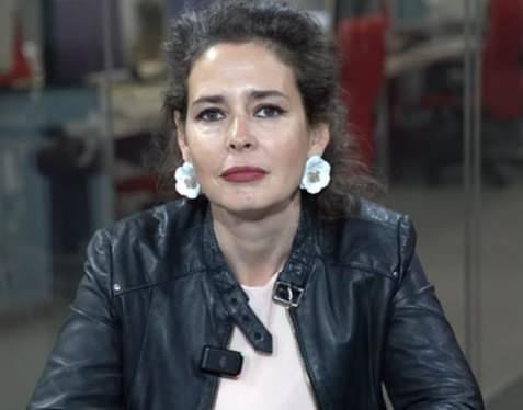 <p>Pelin Batu</p>

<p>&Ccedil;evirmen</p>

<p>&nbsp;</p>
