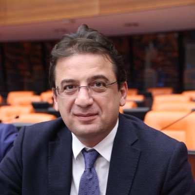 <p><span style="color:#B22222"><strong>YUNUS EMRE</strong></span></p>
