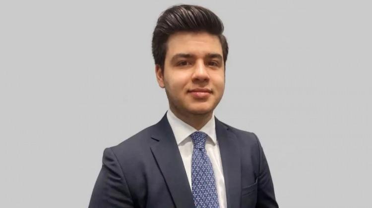 <p><span style="color:#B22222"><strong>&nbsp;AHMET HAKAN UYANIK</strong></span></p>
