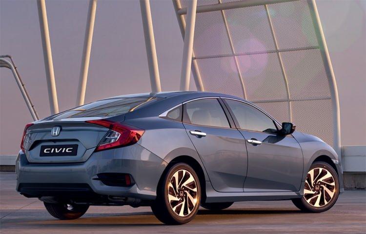 <p><strong>2- HONDA CİVİC (1.6 BENZİN)</strong></p>

<p>Motor &ouml;mr&uuml; &ccedil;ok uzun</p>

<p>Sorunsuz s&uuml;r&uuml;ş deneyimi</p>

<p>Kaliteli iş&ccedil;ilik</p>
