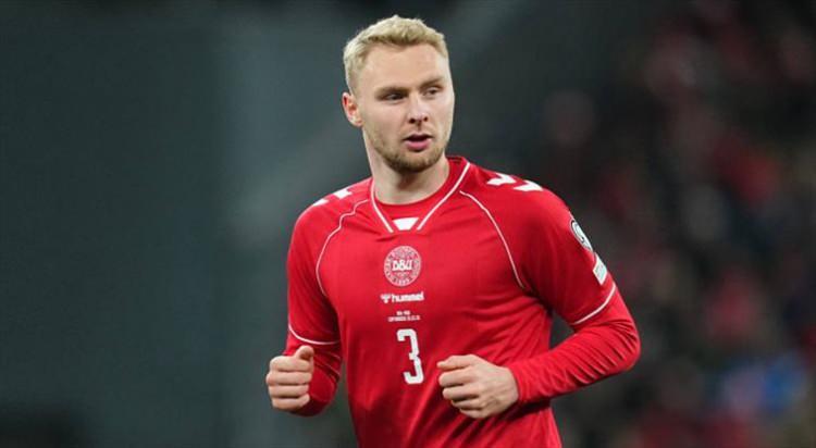 <p>Haberde &ouml;zellikle Nelsson'un bu Hull City'e transfer olmaya sıcak baktığı kaydedildi.<br />
<br />
(TAKVİM)</p>
