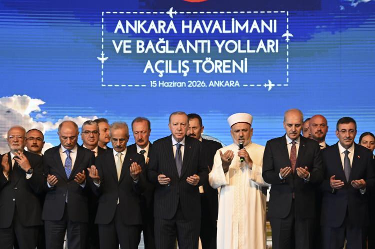 <p>8 ayda tamamlanan projeyle havalimanı geniş g&ouml;vdeli u&ccedil;aklara da ev sahipliği yapabilecek.&nbsp;</p>
