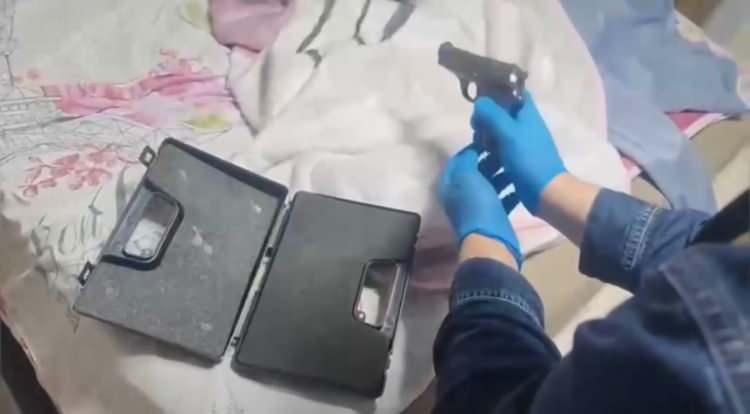 <p>Adliyeye sevk edilen ş&uuml;phelilerden 5'i serbest bırakılırken, 28'i hakkında adli kontrol h&uuml;k&uuml;mleri uygulandı. 123 ş&uuml;pheli ise tutuklanarak cezaevine g&ouml;nderildi.</p>
