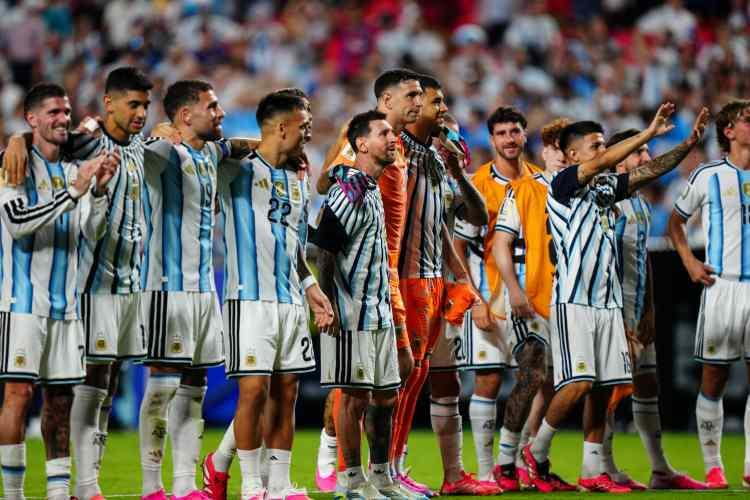 <p>Messi, D&uuml;nya Kupası tarihindeki gol sayısını 16'ya &ccedil;ıkararak zirvedeki rekora ortak oldu.</p>

<p>İşte Messi'nin zirveyi paylaştığı isim ve zirvede olanlar...</p>
